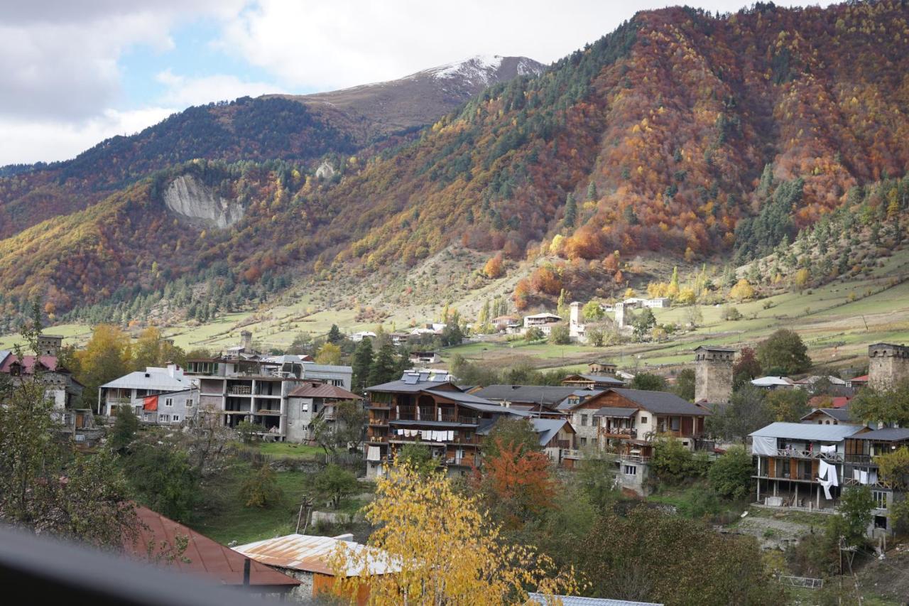 Mestia Panorama Extérieur photo